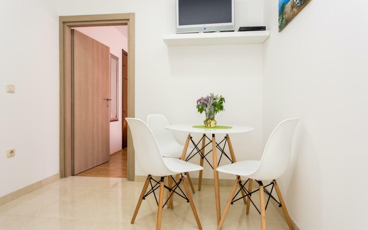Apartments Mira Baska  Luaran gambar